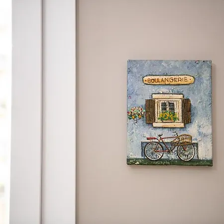 La Petite Maison *